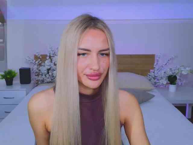 LeilaFlower webcam