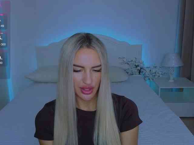 LeilaFlower webcam
