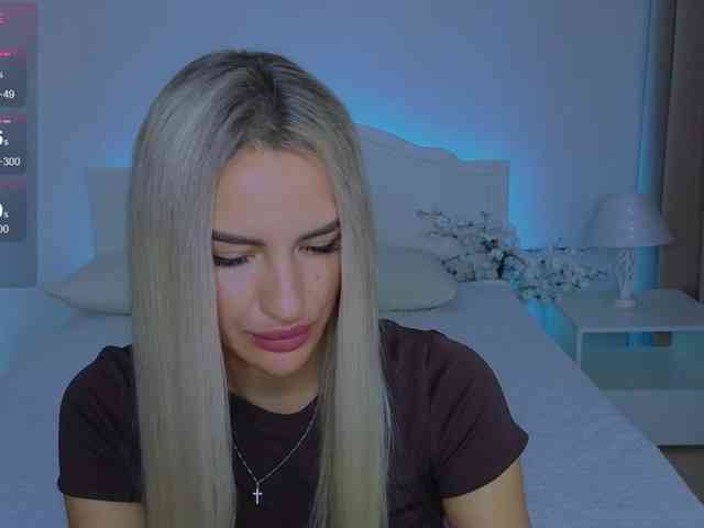 LeilaFlower webcam