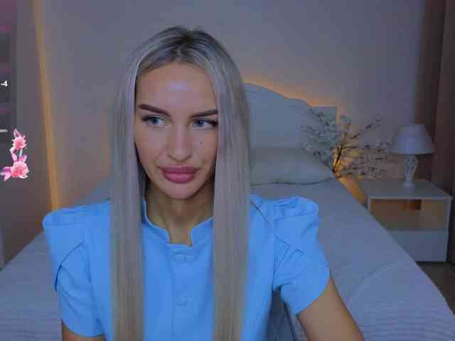 LeilaFlower webcam