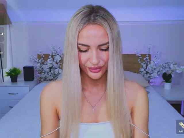 LeilaFlower webcam