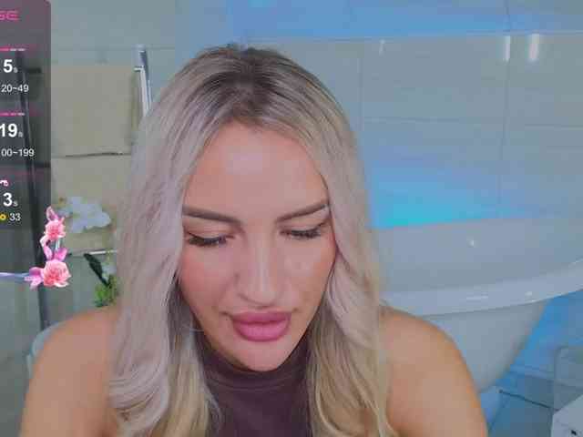 LeilaFlower webcam