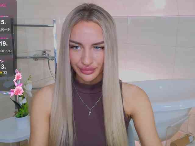 LeilaFlower webcam