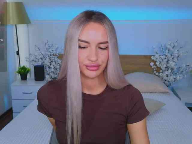 LeilaFlower webcam