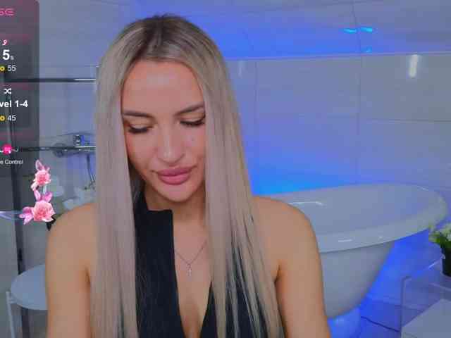 LeilaFlower webcam