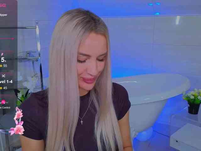 LeilaFlower webcam