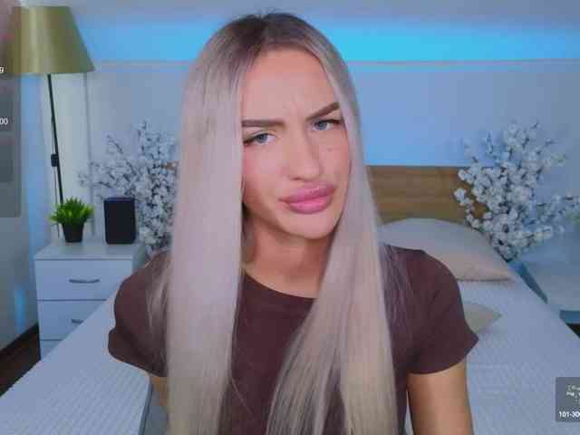 LeilaFlower webcam
