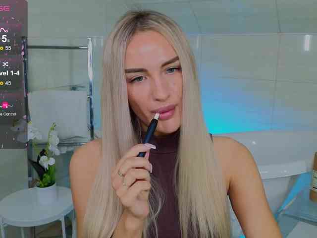 LeilaFlower webcam