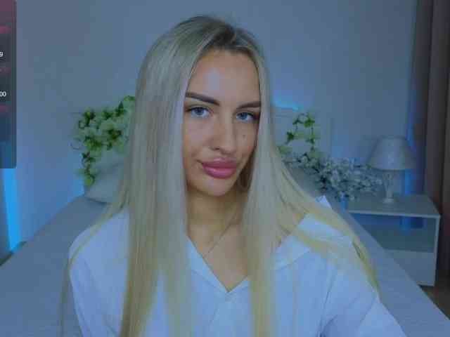 LeilaFlower webcam