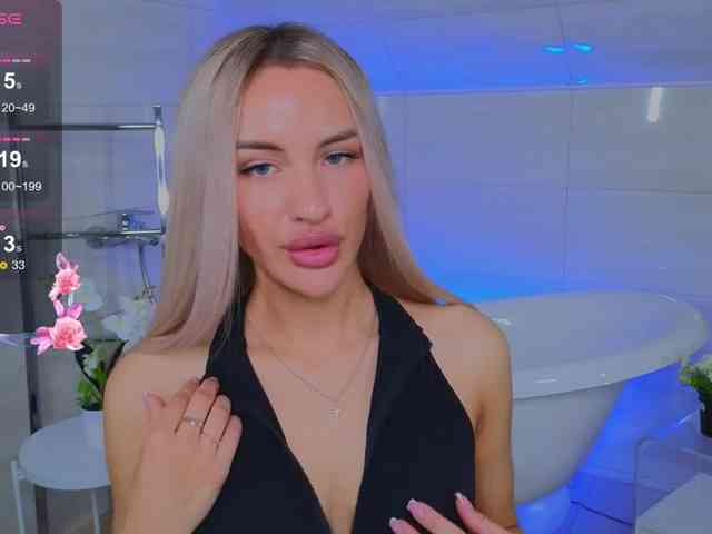 LeilaFlower webcam
