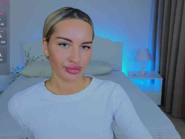 LeilaFlower webcam