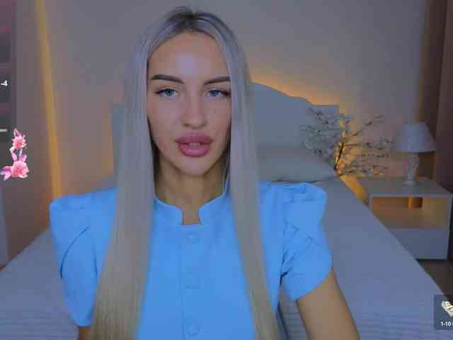 LeilaFlower webcam