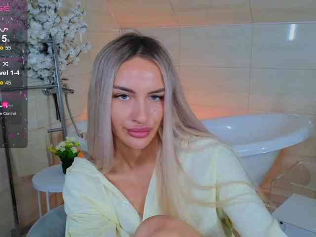 chat cam online LeilaFlower