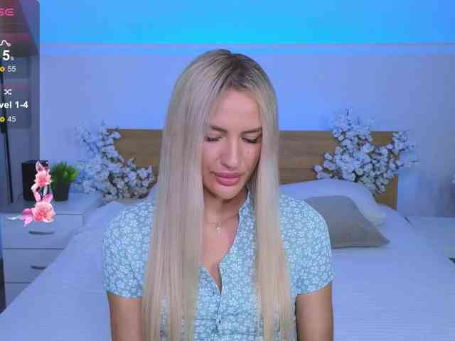 LeilaFlower webcam