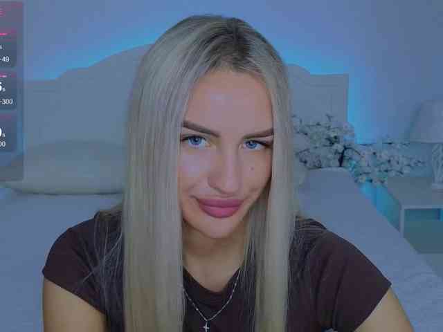 LeilaFlower webcam
