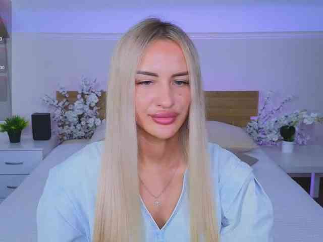 LeilaFlower webcam