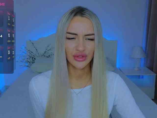 LeilaFlower webcam