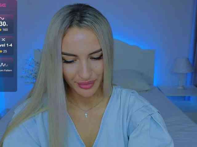 LeilaFlower webcam