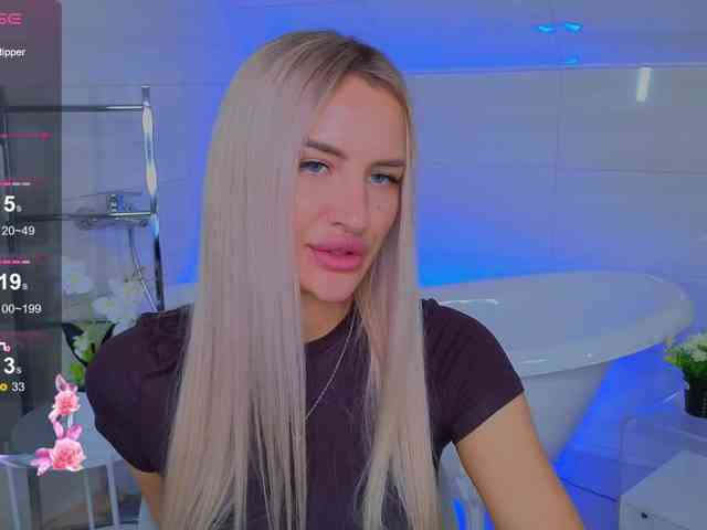 LeilaFlower webcam