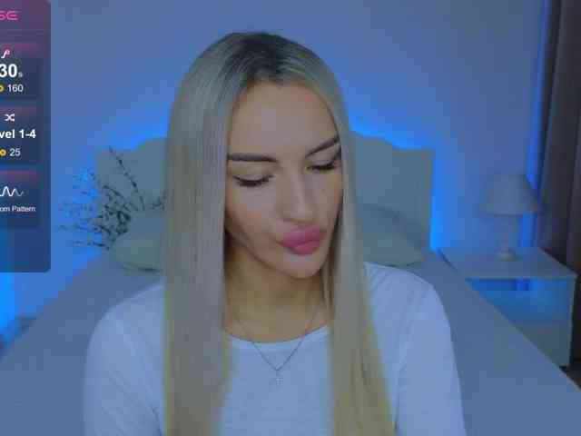LeilaFlower webcam