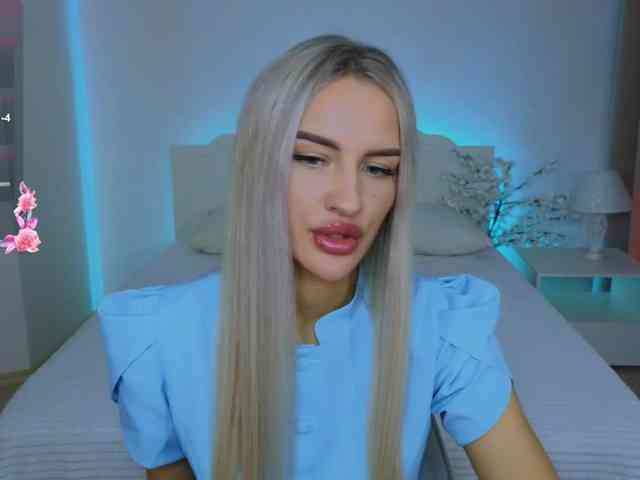 LeilaFlower webcam
