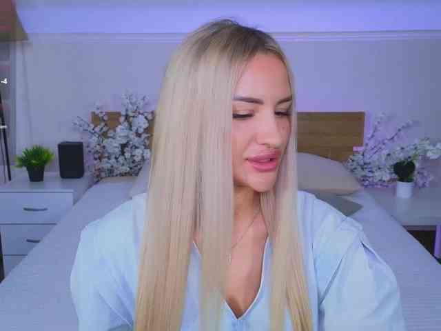 LeilaFlower webcam
