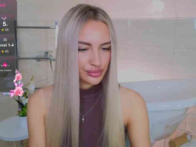 LeilaFlower webcam