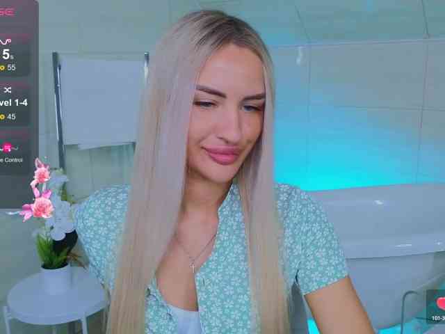 LeilaFlower webcam