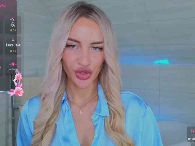 LeilaFlower webcam