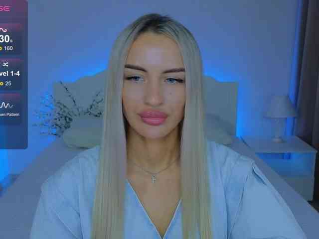 LeilaFlower webcam
