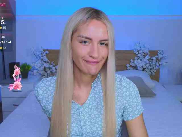 LeilaFlower webcam