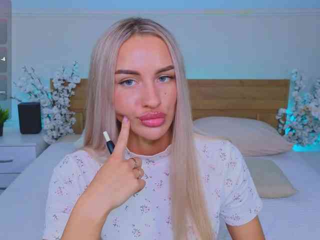 LeilaFlower webcam