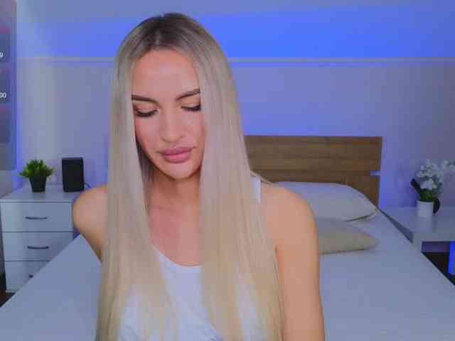 LeilaFlower webcam