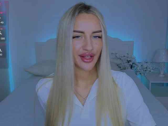 LeilaFlower webcam