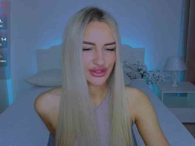 LeilaFlower webcam
