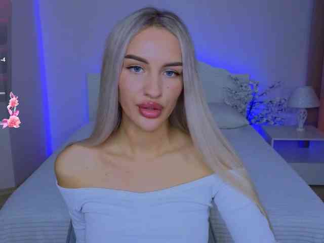 LeilaFlower webcam