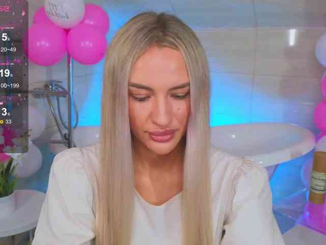 LeilaFlower webcam