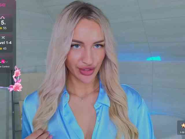 LeilaFlower webcam