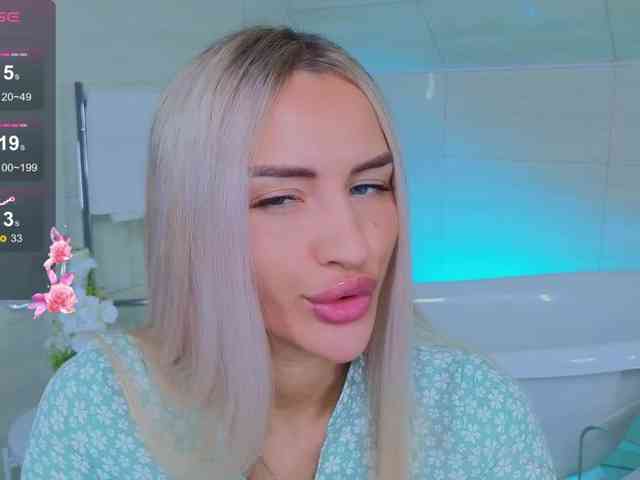 LeilaFlower webcam