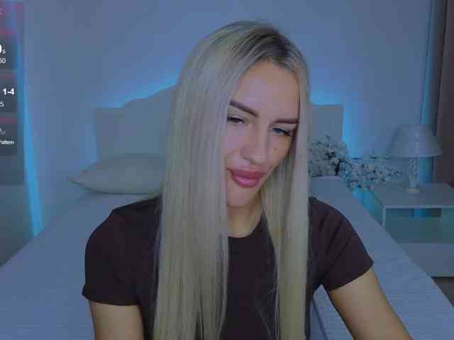 LeilaFlower webcam