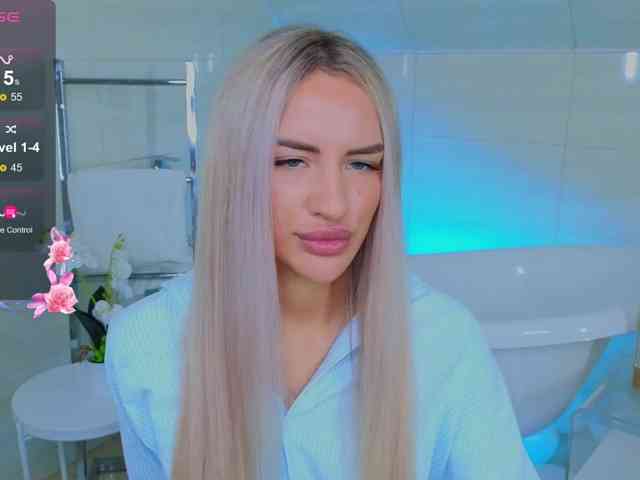 LeilaFlower webcam