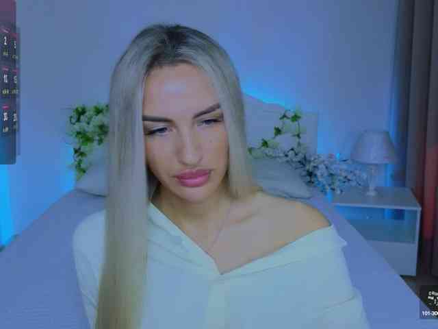 LeilaFlower webcam