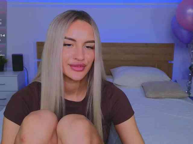 LeilaFlower webcam