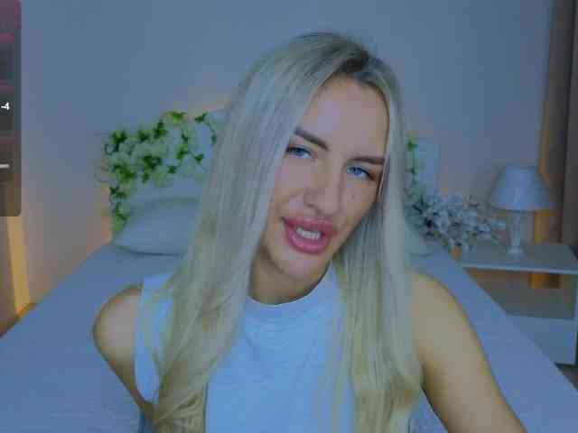 LeilaFlower webcam