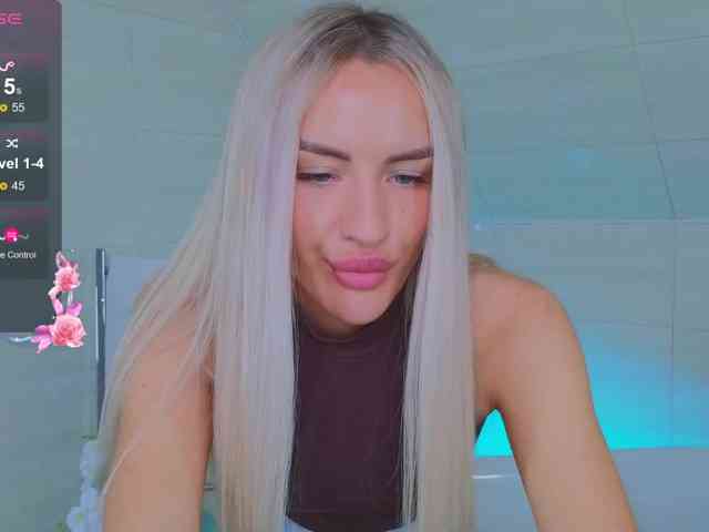 LeilaFlower webcam