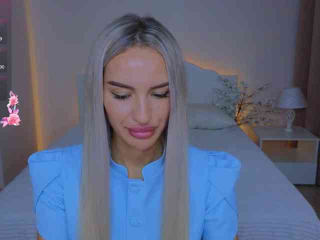 LeilaFlower webcam