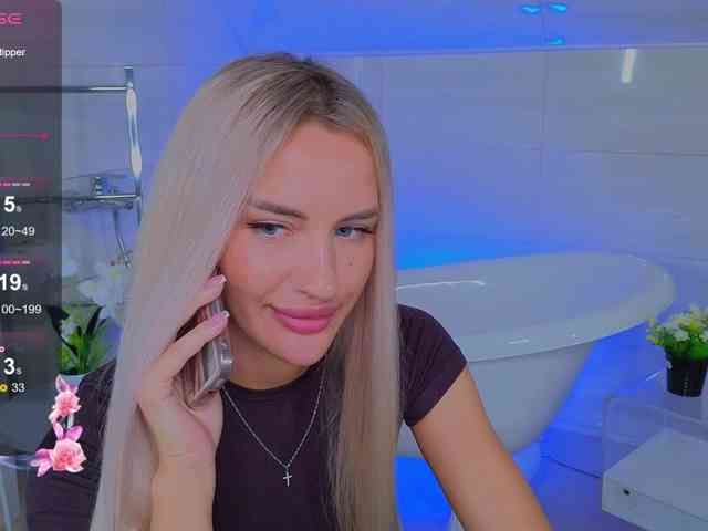 LeilaFlower Live Webcam on BongaCams
