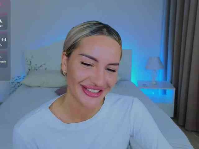 LeilaFlower webcam