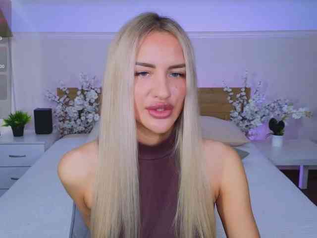LeilaFlower webcam