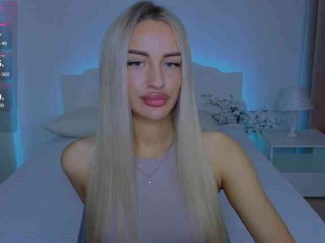 LeilaFlower webcam